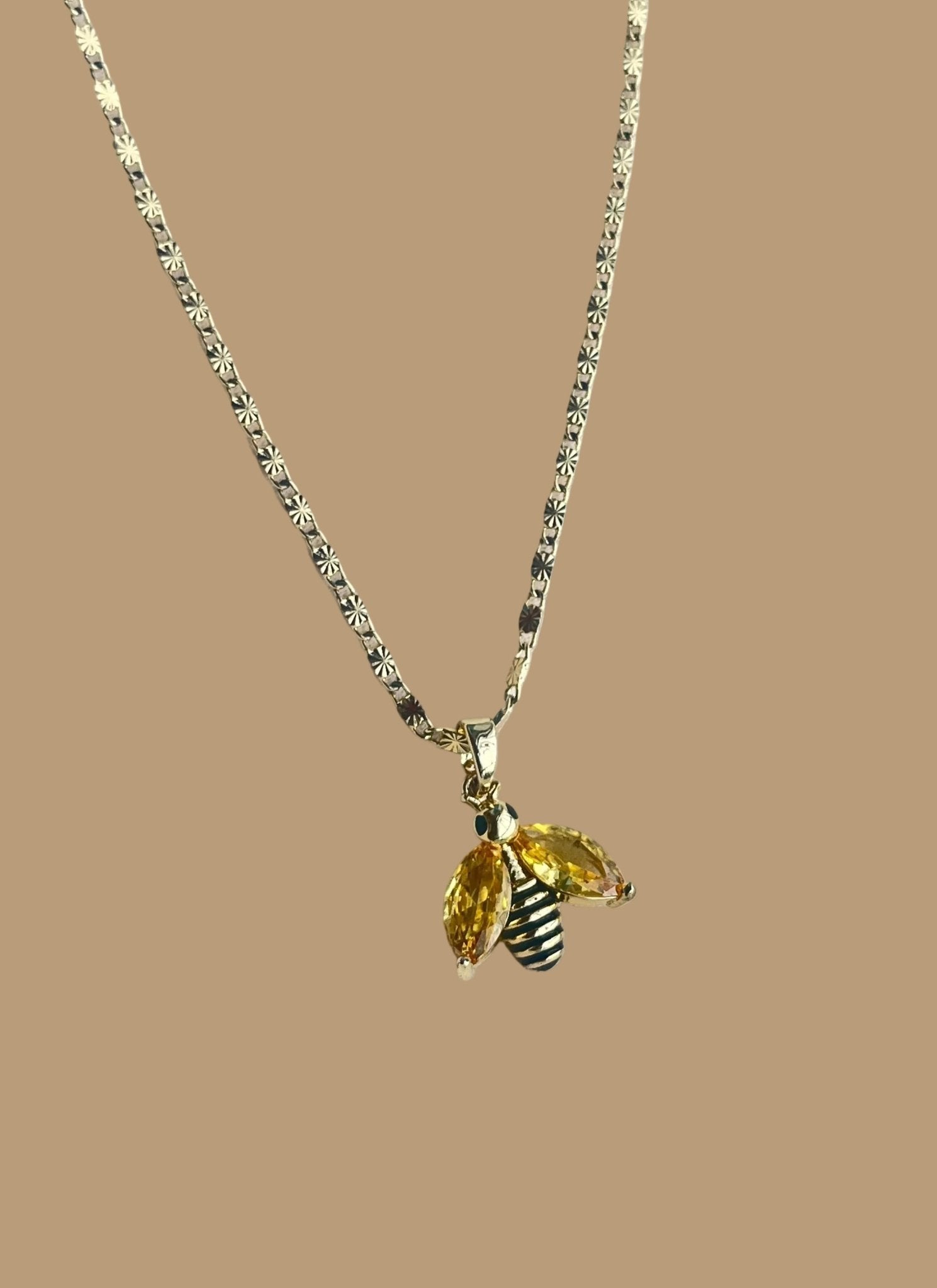 Cadena Dije Abejita - Al estilo Martinez