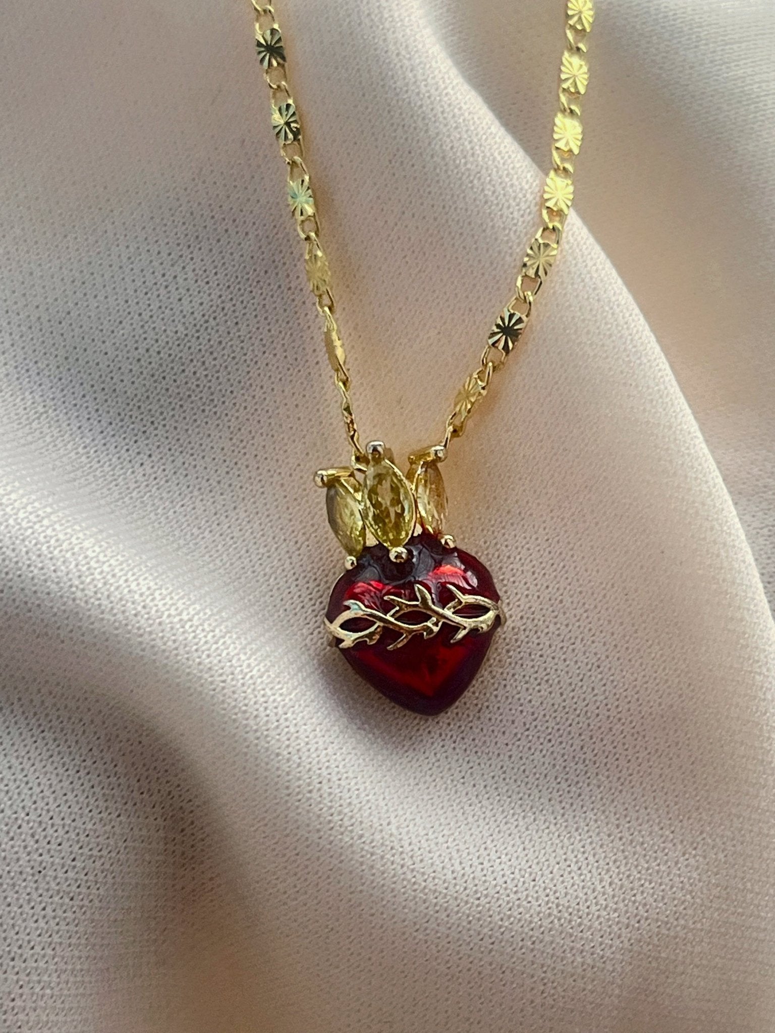 Cadena Dije Sagrado Corazón - Al estilo Martinez