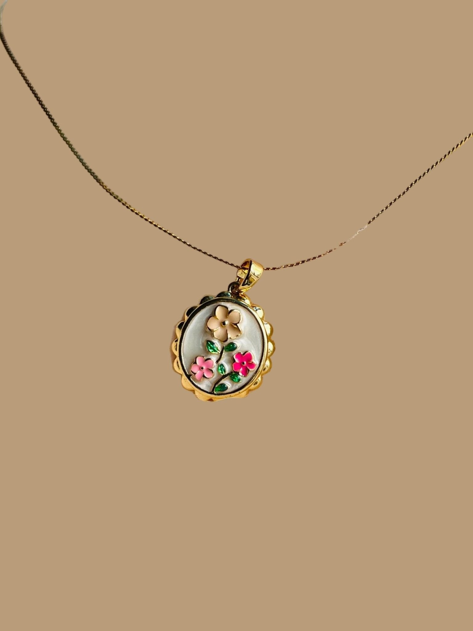 Cadena Dije Tapa de Gaseosa - Al estilo Martinez